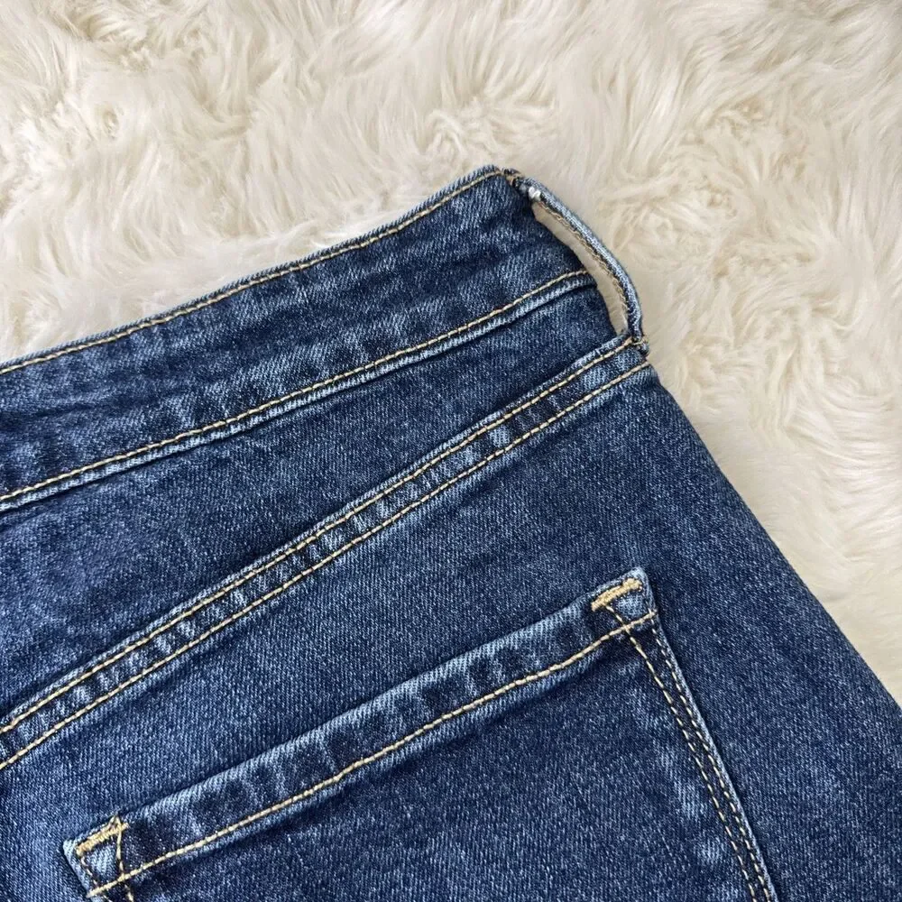 Old Navy High Rise Shorts 6 (W29 Inseam 3) Blue Distressed Cuffed Stretch Womens